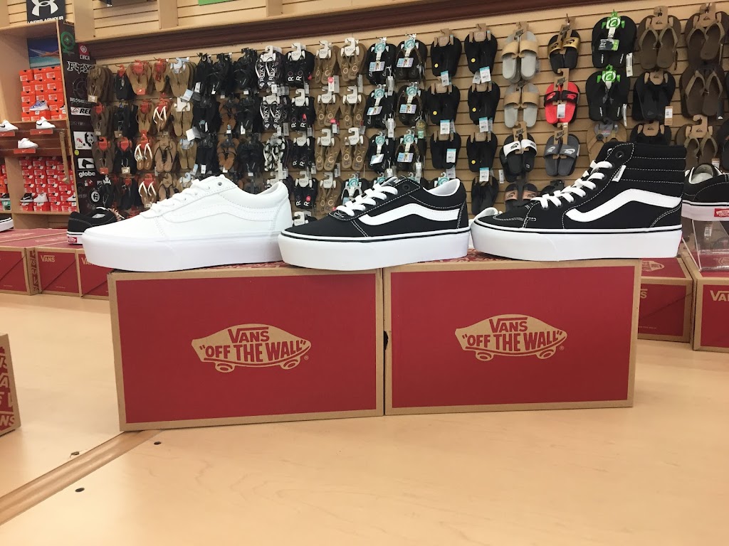 Shoe City - North Hollywood | 6520 Laurel Canyon Blvd, North Hollywood, CA 91606 | Phone: (818) 623-9540