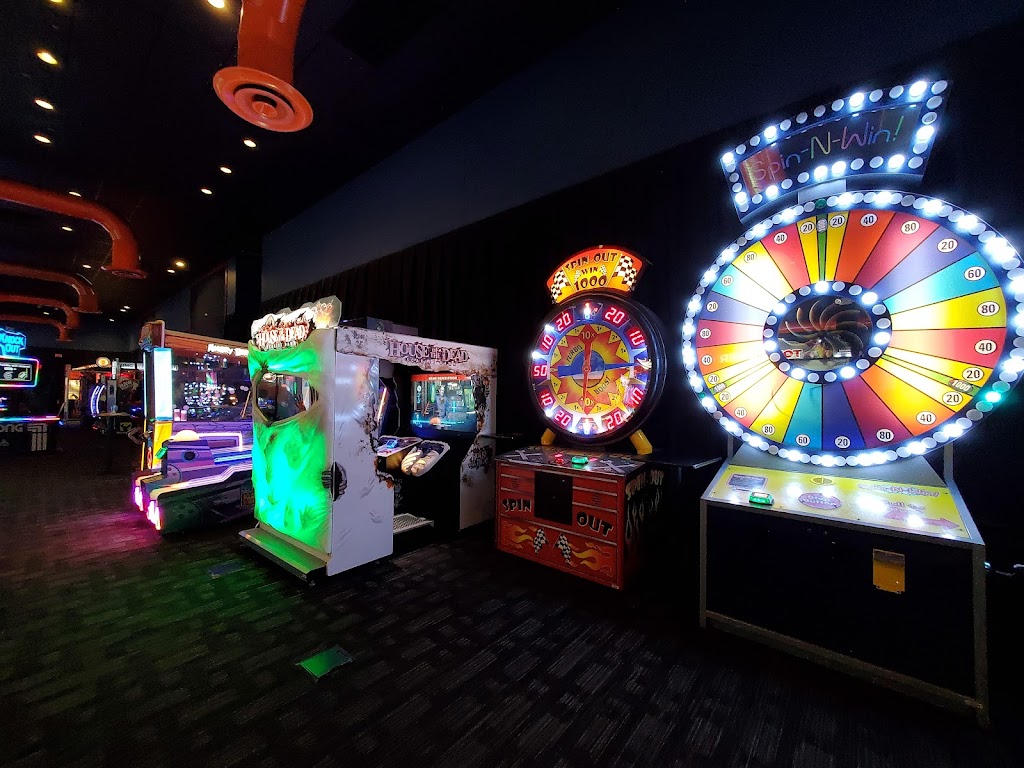 Dave & Busters | 11780 Fountains Way, Maple Grove, MN 55369, USA | Phone: (763) 493-9815