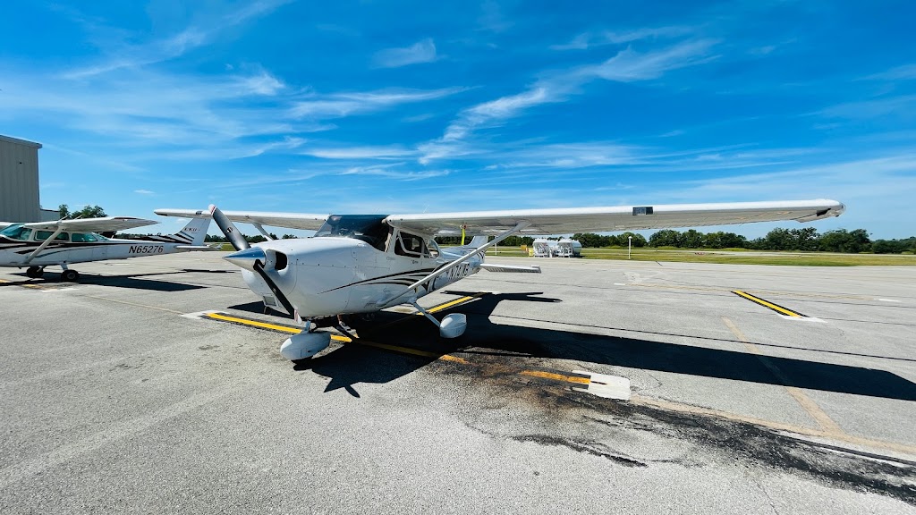 Central Kentucky Regional Airport | 124 Madison Airport Rd, Richmond, KY 40475, USA | Phone: (859) 986-3913