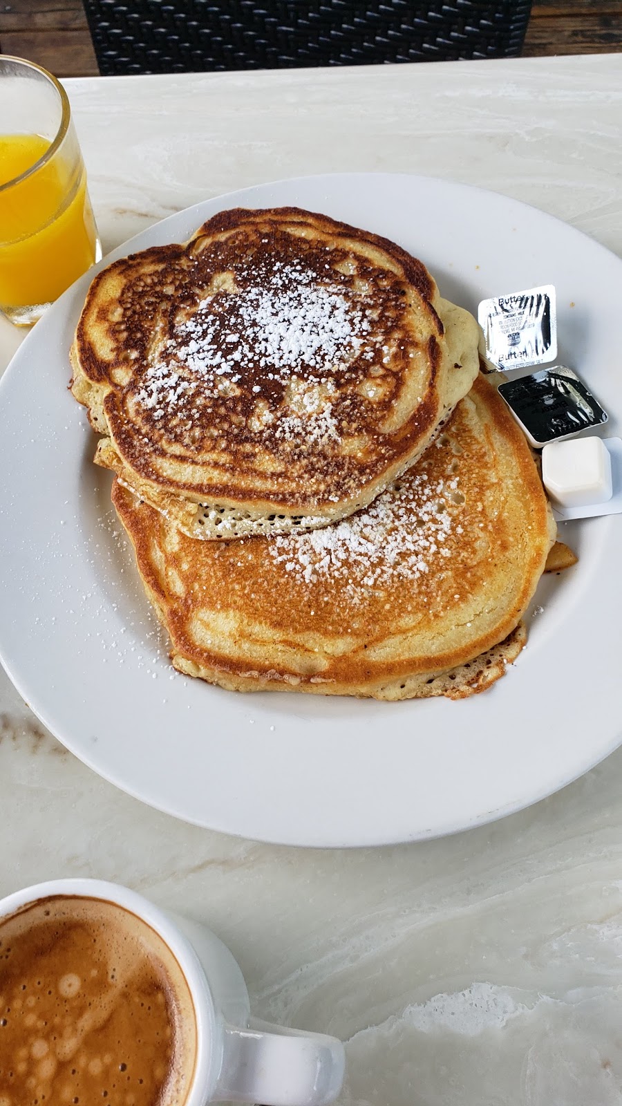 Giorgios Bakery & Bistro | 800 N Ocean Dr, Hollywood, FL 33019, USA | Phone: (954) 929-5550
