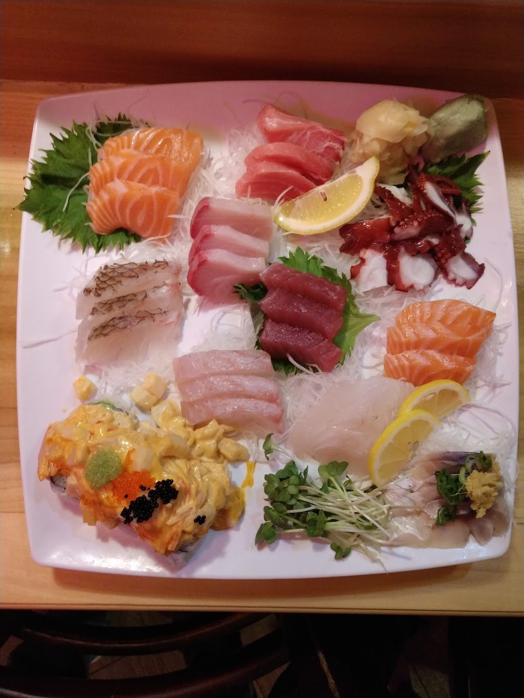 Tokyo Japanese Seafood & Steak House | 402 E Church St #112, Cartersville, GA 30121, USA | Phone: (770) 387-9575