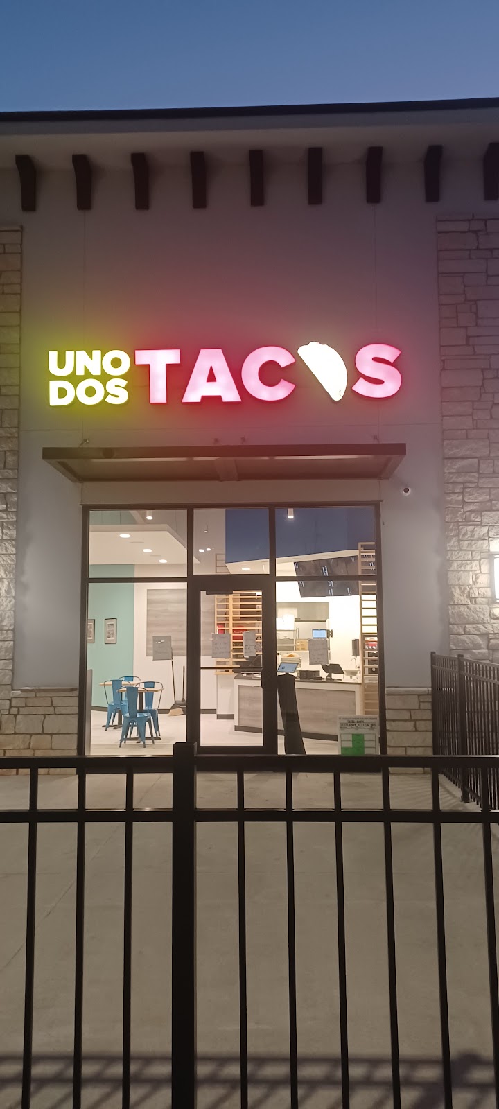 Uno Dos Tacos | 71331 LA-1077 Suite 300, Covington, LA 70433, USA | Phone: (985) 900-2711