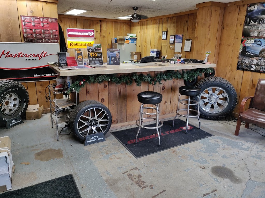R & J Tires 5079 Middletown Rd E, New Middletown, OH 44442, USA BusinessYab