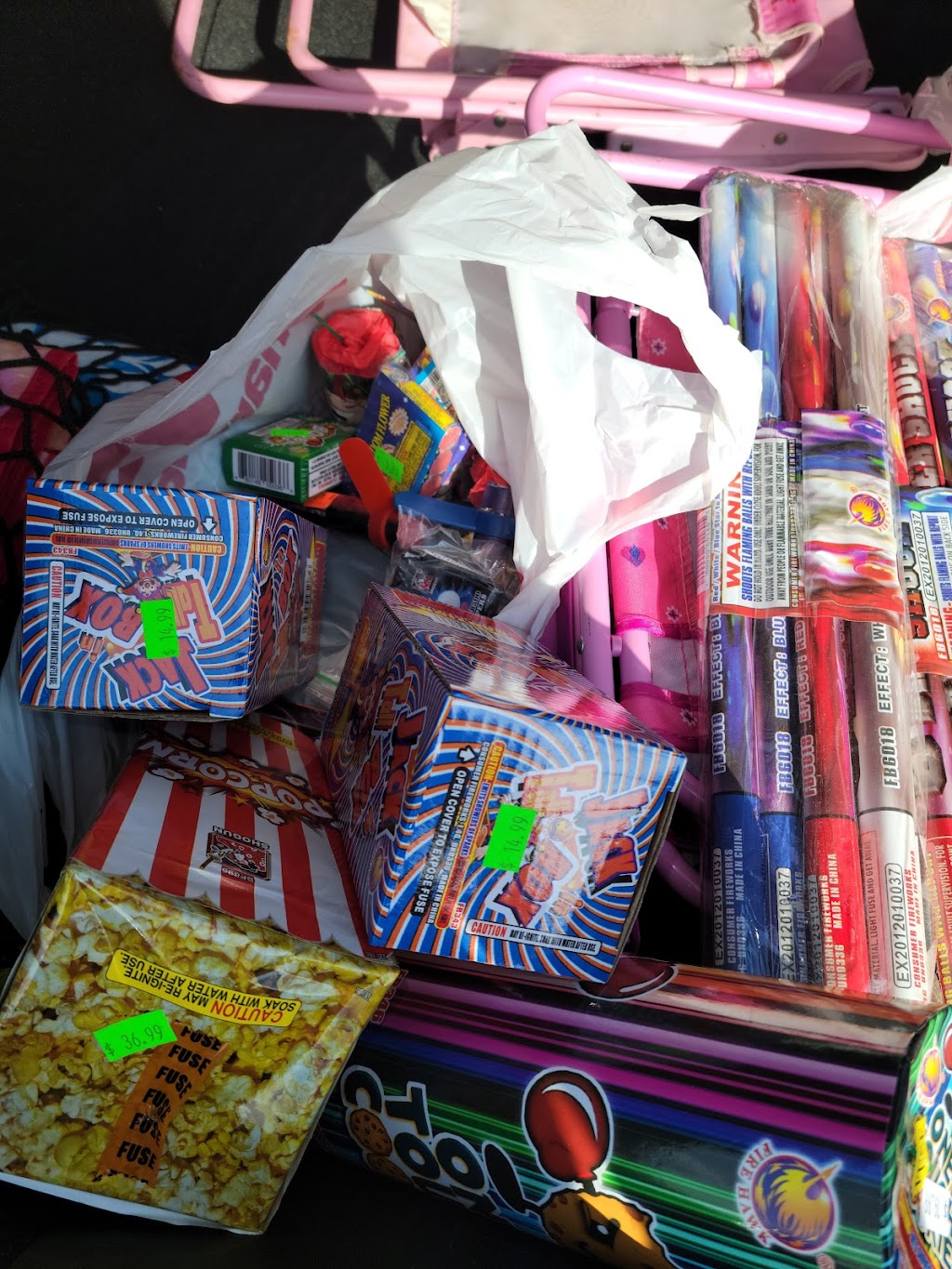 Discount Fireworks | 1501 Deermont Ave NW, Massillon, OH 44647, USA | Phone: (330) 837-8787