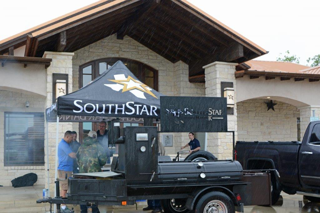 SouthStar Bank, Leander | 10737 E Crystal Falls Pkwy, Leander, TX 78641, USA | Phone: (512) 456-0035