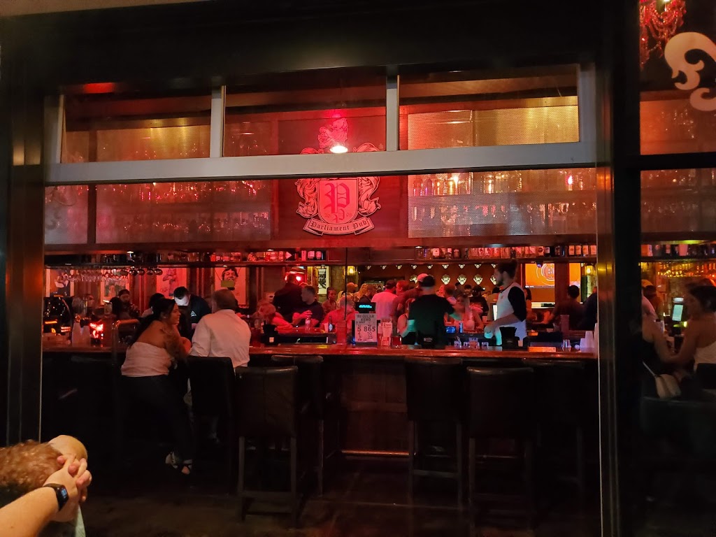 Parliament Pub | 16939 Wright Plaza, Omaha, NE 68130, USA | Phone: (402) 991-6555
