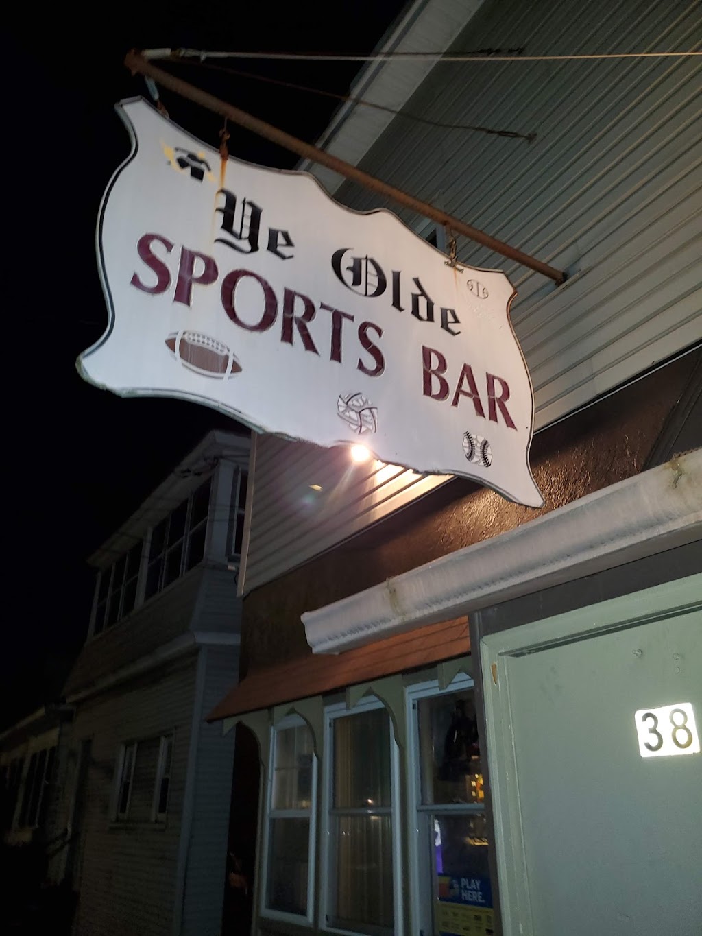 Ye Olde Sports Bar | 38 Jeanette St, Albany, NY 12209 | Phone: (518) 465-9064