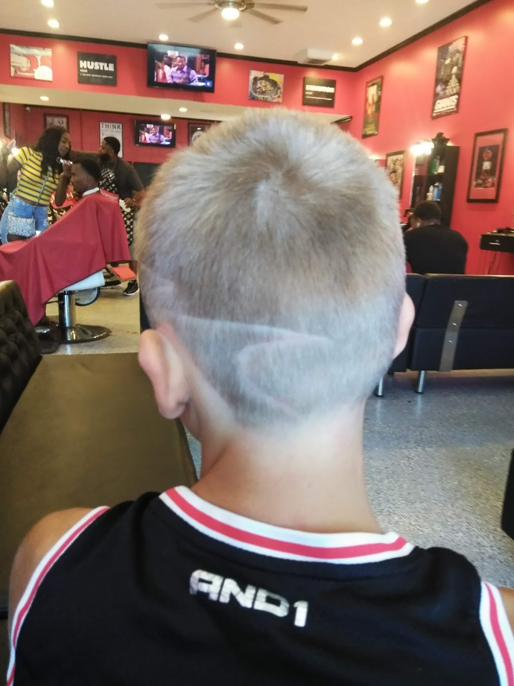 Champz Barber Shop | 4615 E 10th St, Indianapolis, IN 46201, USA | Phone: (317) 602-8821