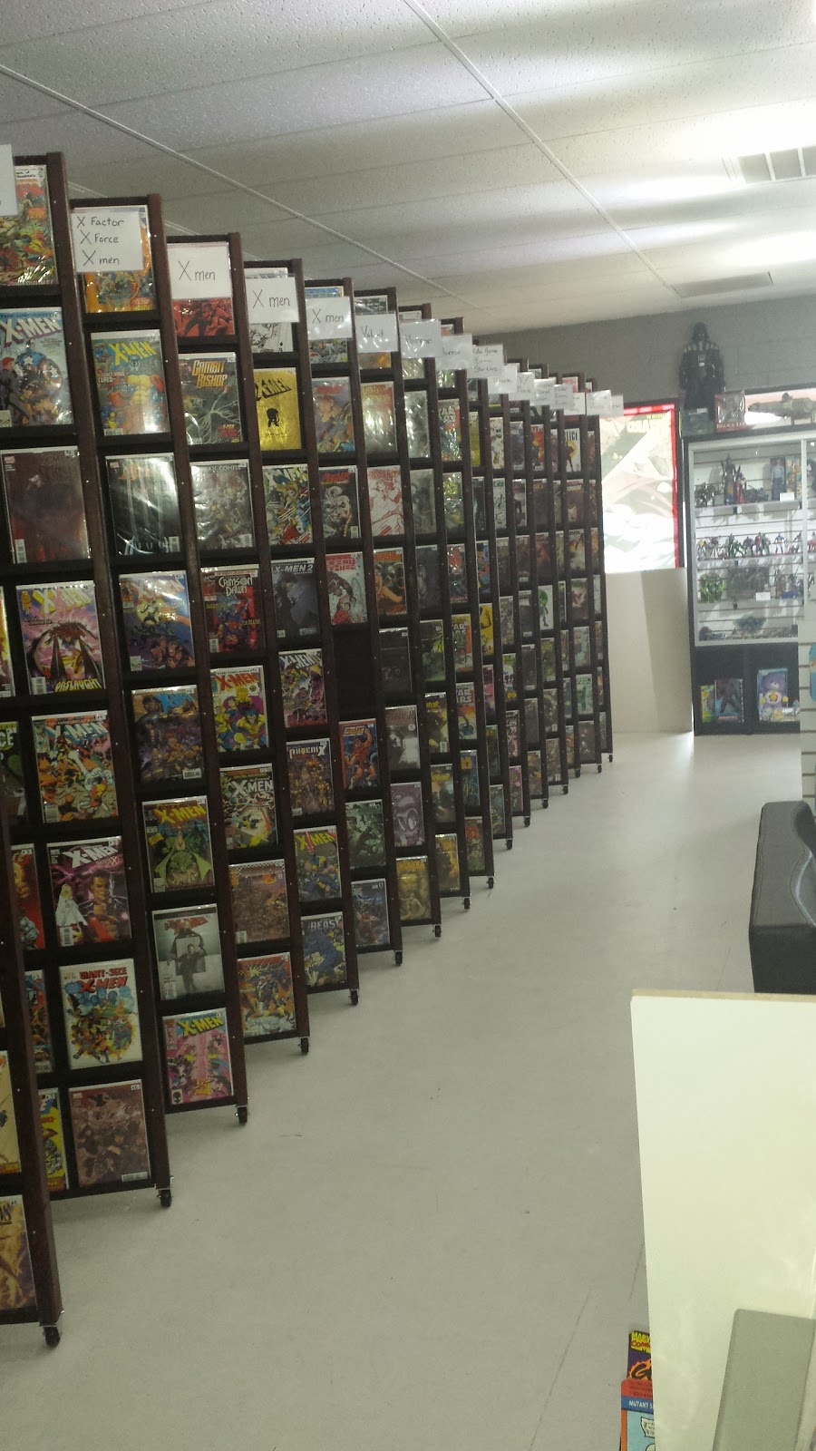 Dreadnought Comics | 2734 W Bell Rd #1346, Phoenix, AZ 85053, USA | Phone: (602) 293-3763