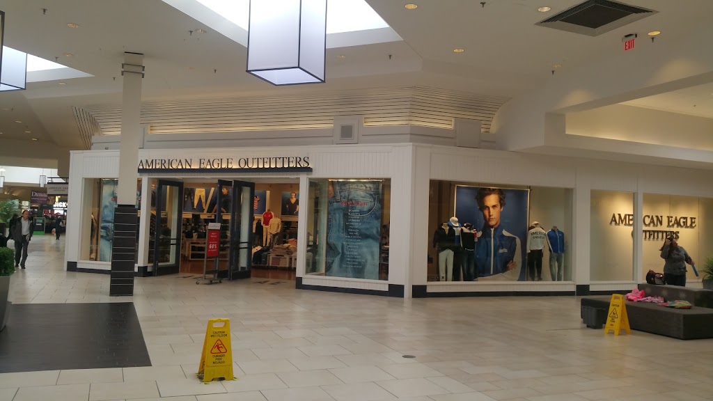 American Eagle Outlet | 1635 River Valley Cir S, Lancaster, OH 43130, USA | Phone: (740) 689-9485