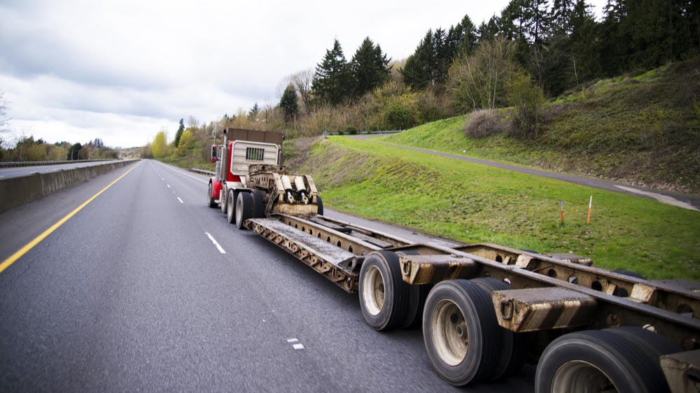 Advantage Trailer Company | 24801 I-35, Kyle, TX 78640, USA | Phone: (512) 669-5726