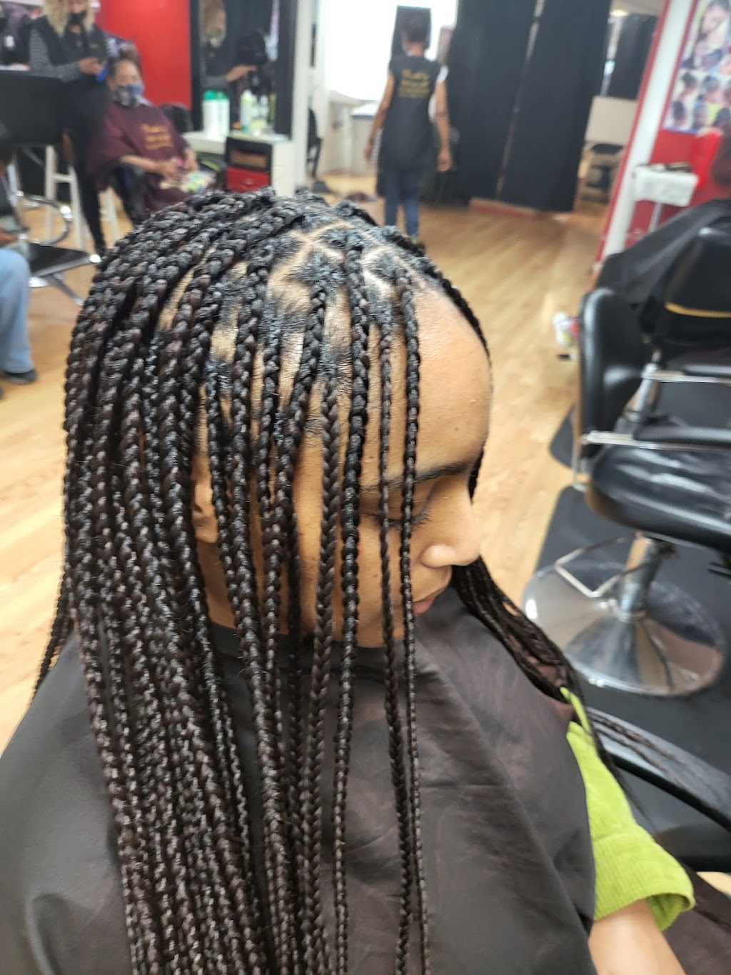 Kadis Hair Gallery | 14234 Smoketown Rd, Woodbridge, VA 22192, USA | Phone: (703) 490-3112