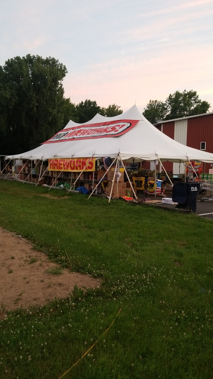 Snap Fireworks | N1090 825th St, Hager City, WI 54014, USA | Phone: (608) 632-0004
