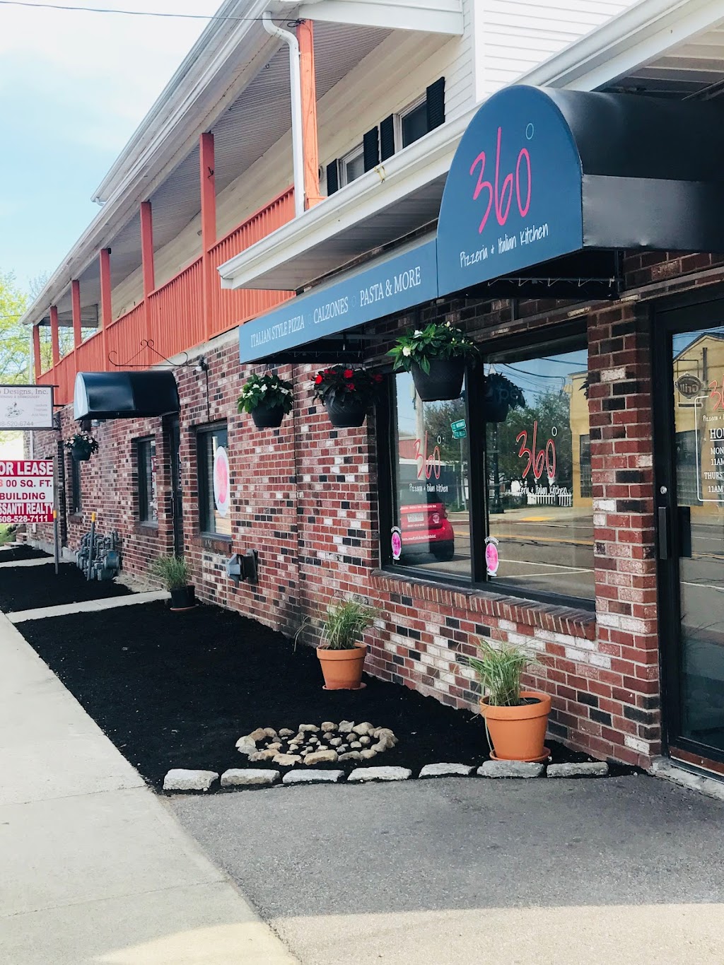 360 Pizzeria & Italian Kitchen | 384 Union St, Franklin, MA 02038, USA | Phone: (508) 520-7600