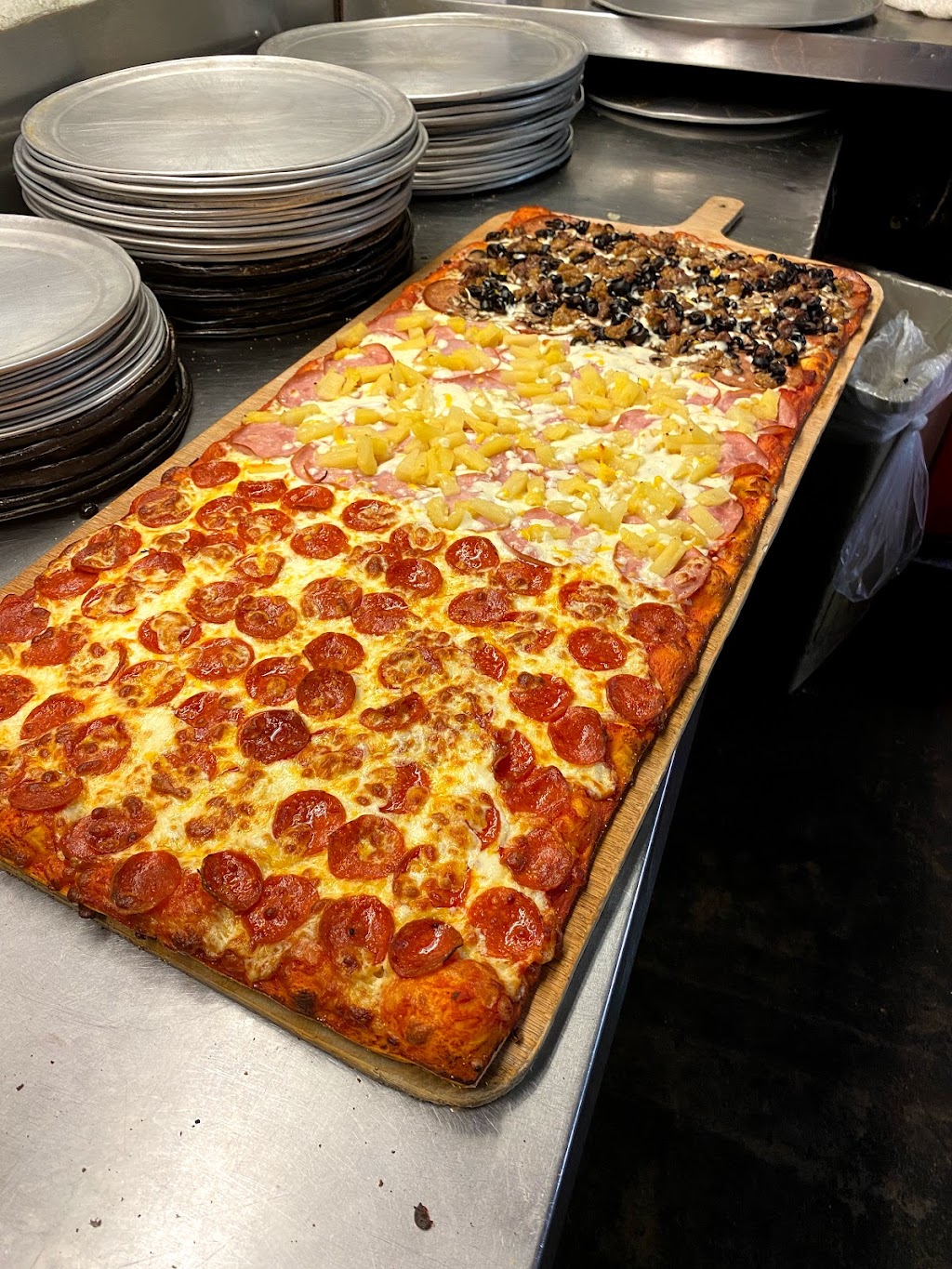 Pizza Baron | 2604 SE 122nd Ave, Portland, OR 97236, USA | Phone: (503) 761-1799