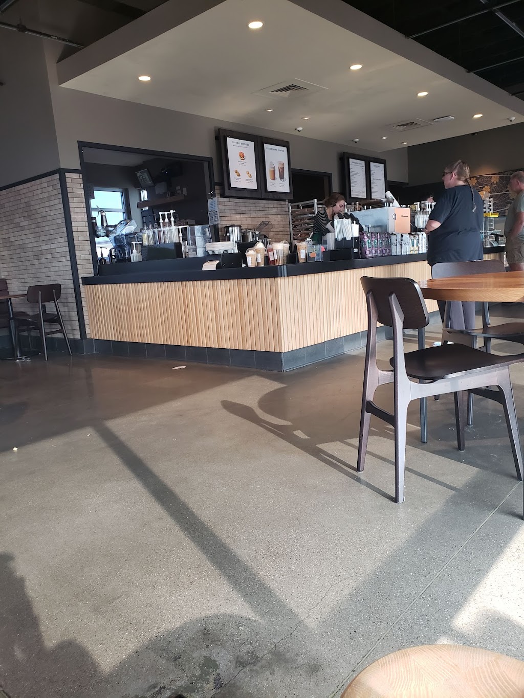 Starbucks | 126 Skywatch Dr, Danville, KY 40422, USA | Phone: (859) 936-7453