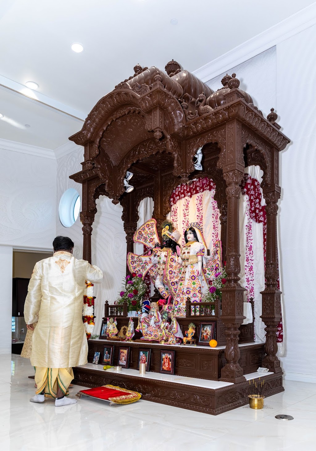 Radha Raman Vedic Temple | 1022 Bradford Ave, Placentia, CA 92870, USA | Phone: (714) 854-7202