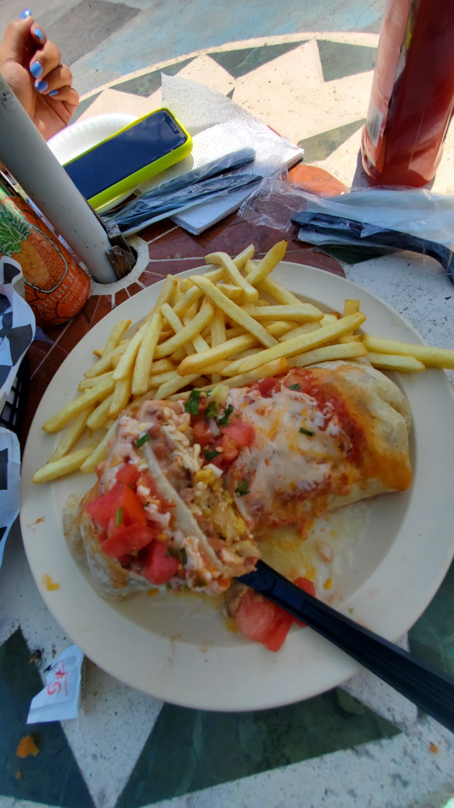 Lolos Kitchen | 100694 Overseas Hwy, Key Largo, FL 33037, USA | Phone: (305) 413-2130