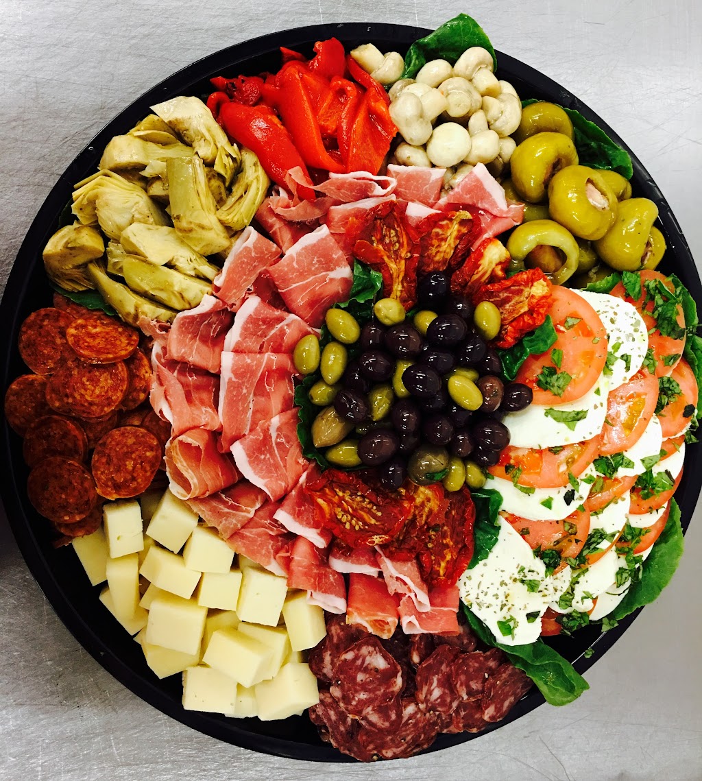 Ninas Deli & Caterers | 355 Newbridge Rd, East Meadow, NY 11554, USA | Phone: (516) 809-7582