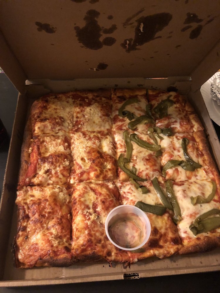 Pizza Linos Italian Grill Carmens Pizza | 1000 Roosevelt Ave, Carteret, NJ 07008, USA | Phone: (732) 541-5400