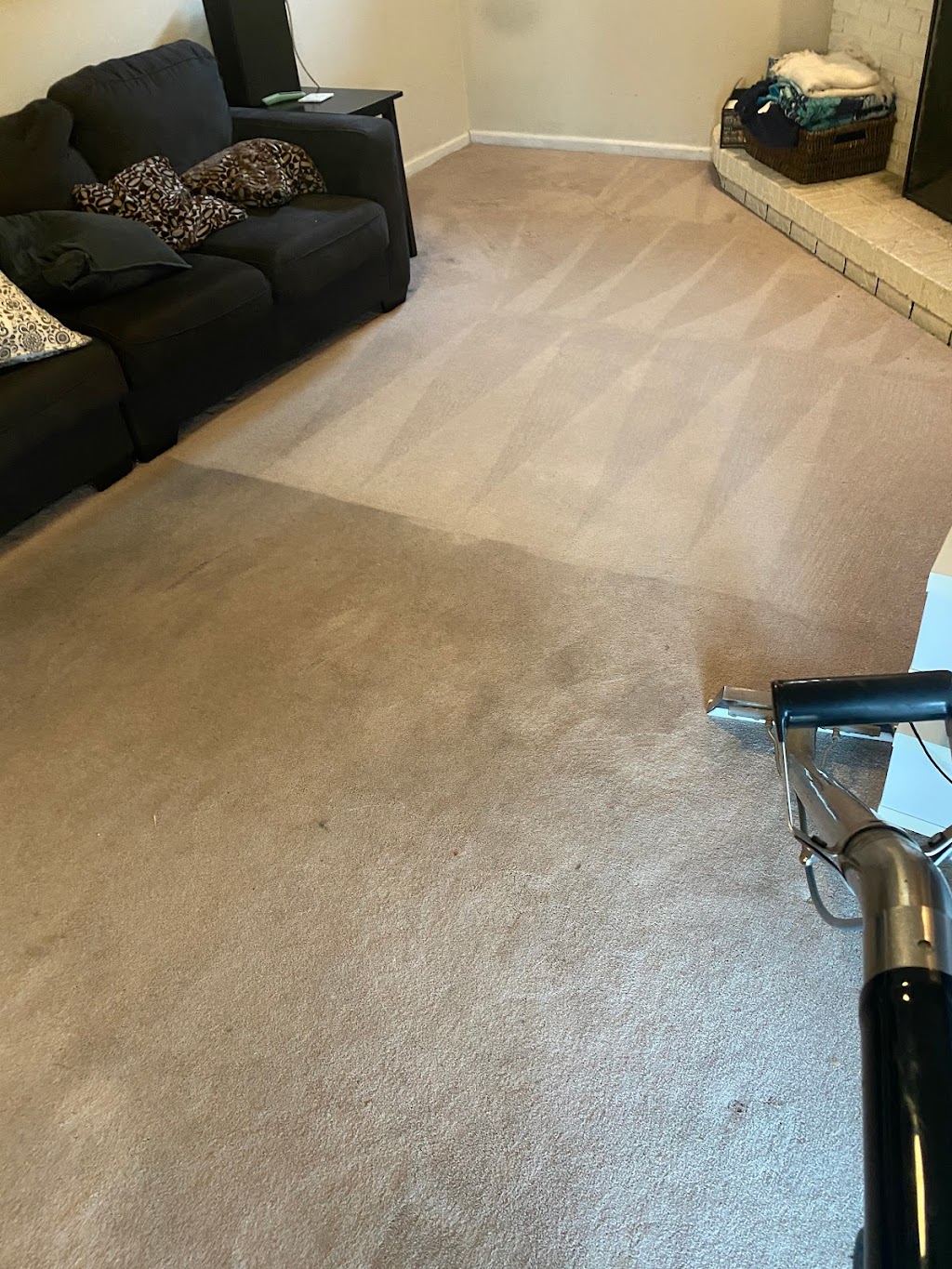 Precise Carpet Cleaning | 3489 New Town Blvd, St Charles, MO 63301, USA | Phone: (636) 939-1008