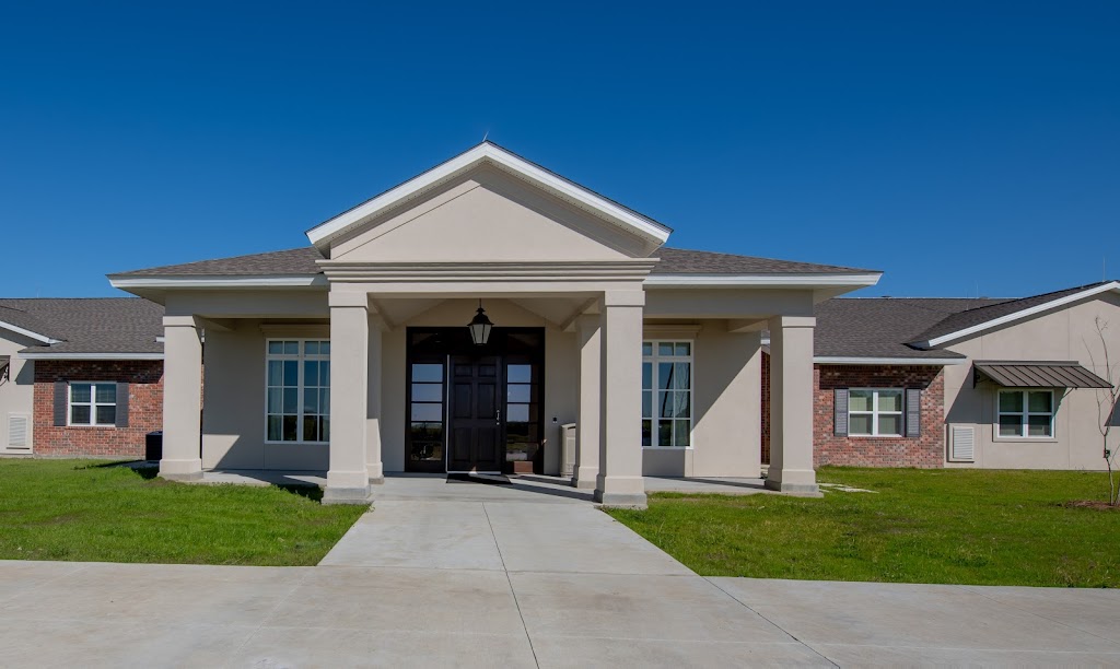 Maison Bienvenue Assisted Living | 152 Percy Brown Rd, Thibodaux, LA 70301, USA | Phone: (985) 279-0101