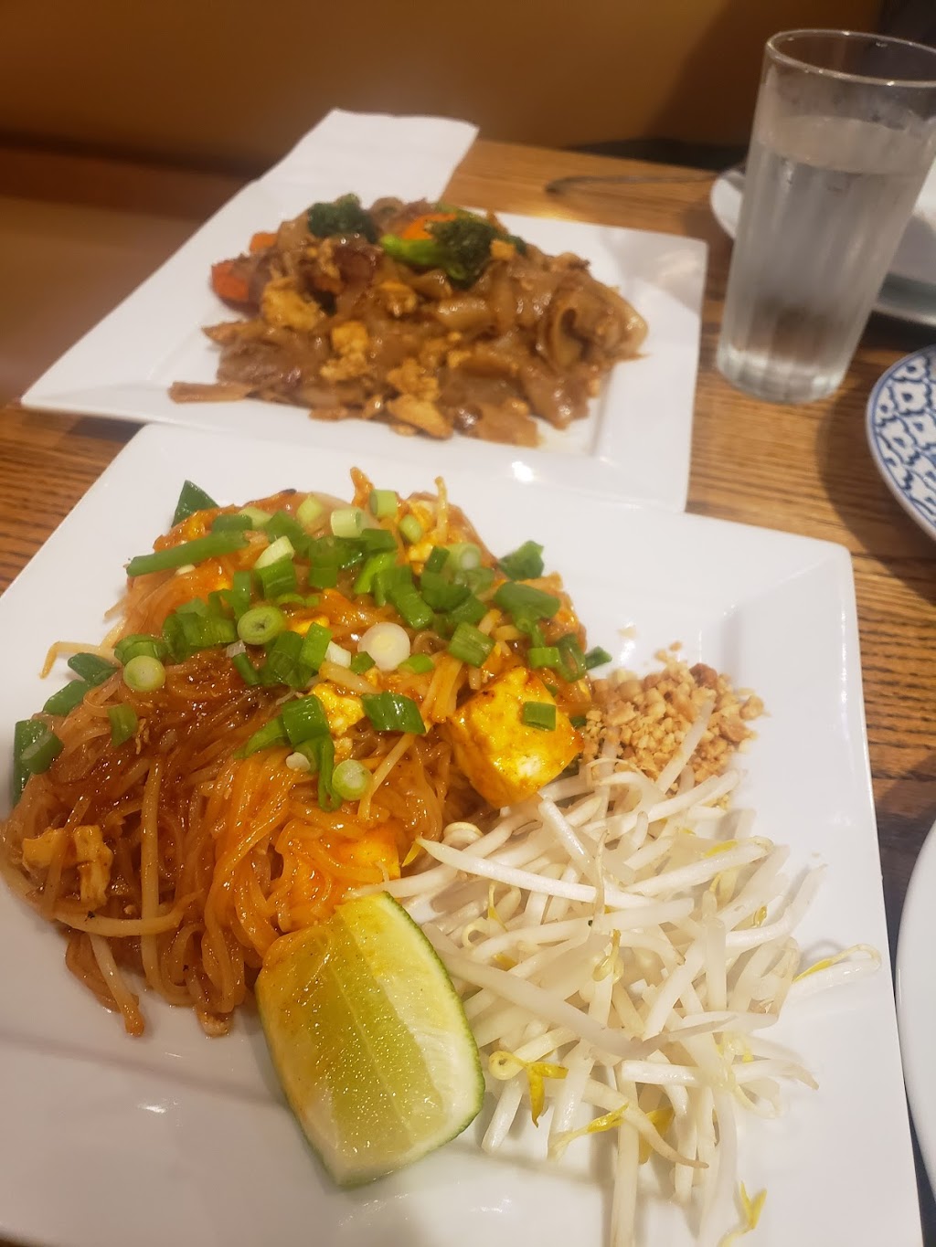 Pagarung Thai Cuisine | 6200 Antioch St, Oakland, CA 94611, USA | Phone: (510) 339-0566