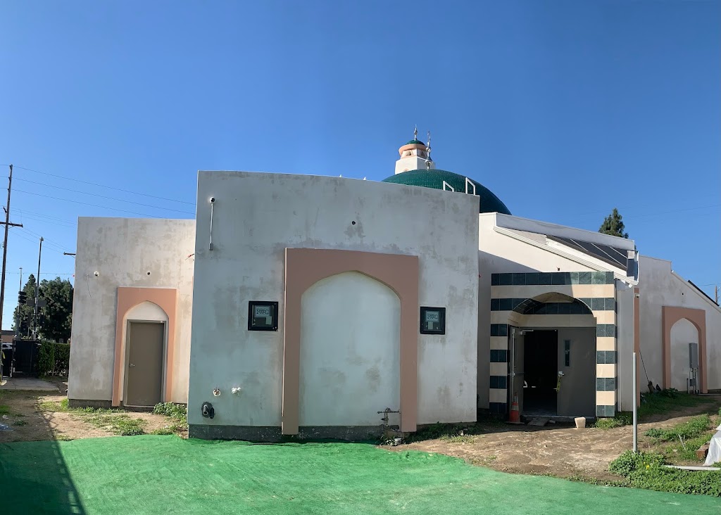 Masjid Bilal Islamic Center | 4016 S Central Ave, Los Angeles, CA 90011, USA | Phone: (323) 233-7274