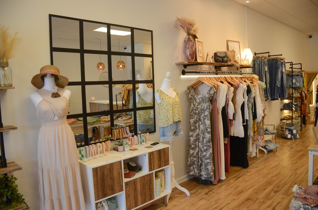 Simply Daisy Boutique | 7855 E 108th Ave, Winfield, IN 46307, USA | Phone: (219) 921-3166
