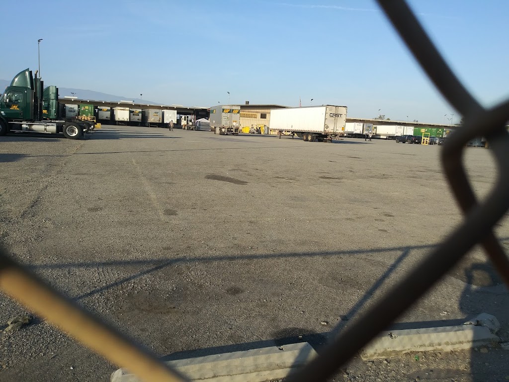 ABF Freight | 10744 Almond Ave, Fontana, CA 92337, USA | Phone: (909) 355-9805