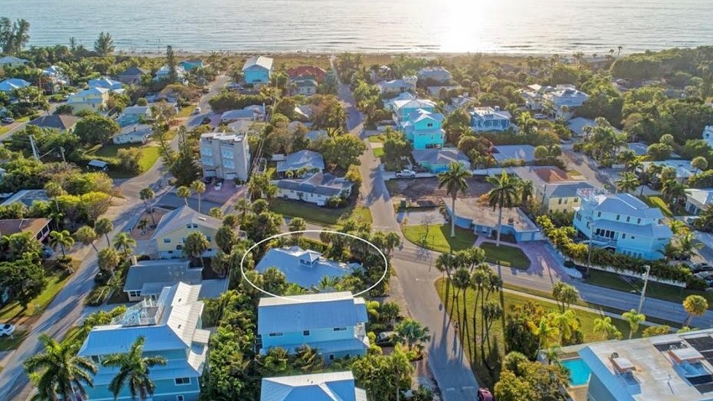 OHasis Getaway | 211 Elm Avenue Units A & B, Anna Maria, FL 34216, USA | Phone: (650) 228-9300