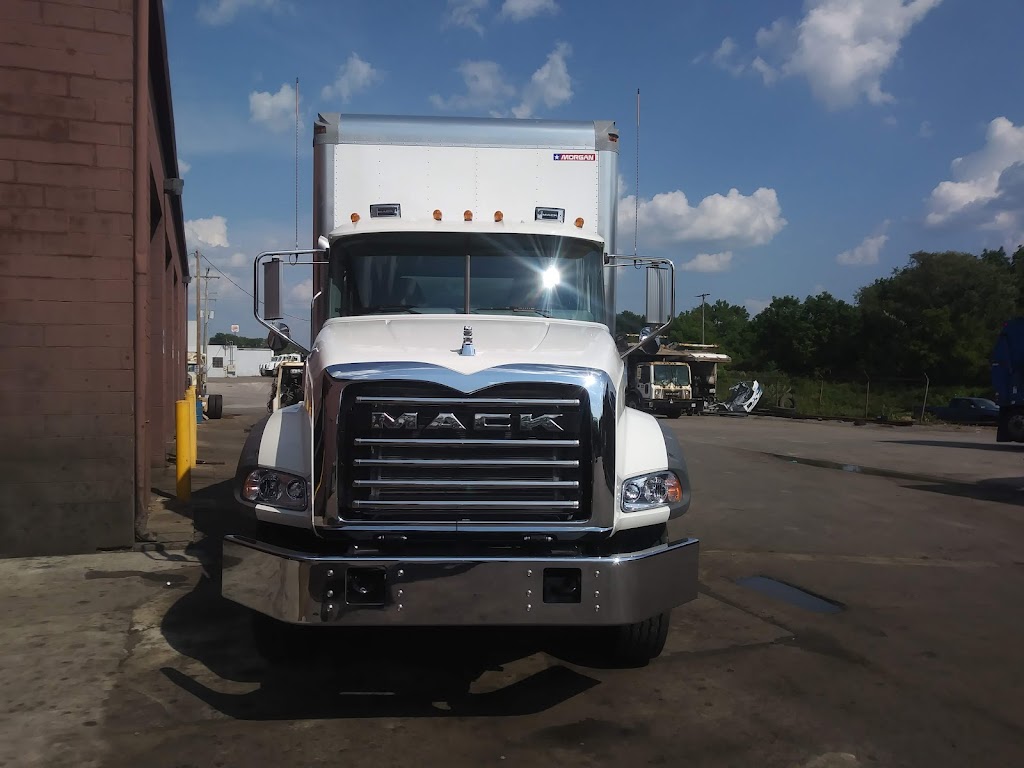 Brechbuhler Truck Sales LLC | 4216 Southway St SW, Canton, OH 44706, USA | Phone: (330) 477-8127