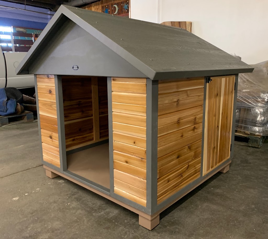 Bow Wow Dog Houses | 17071 Hercules St, Hesperia, CA 92345, USA | Phone: (310) 327-1655