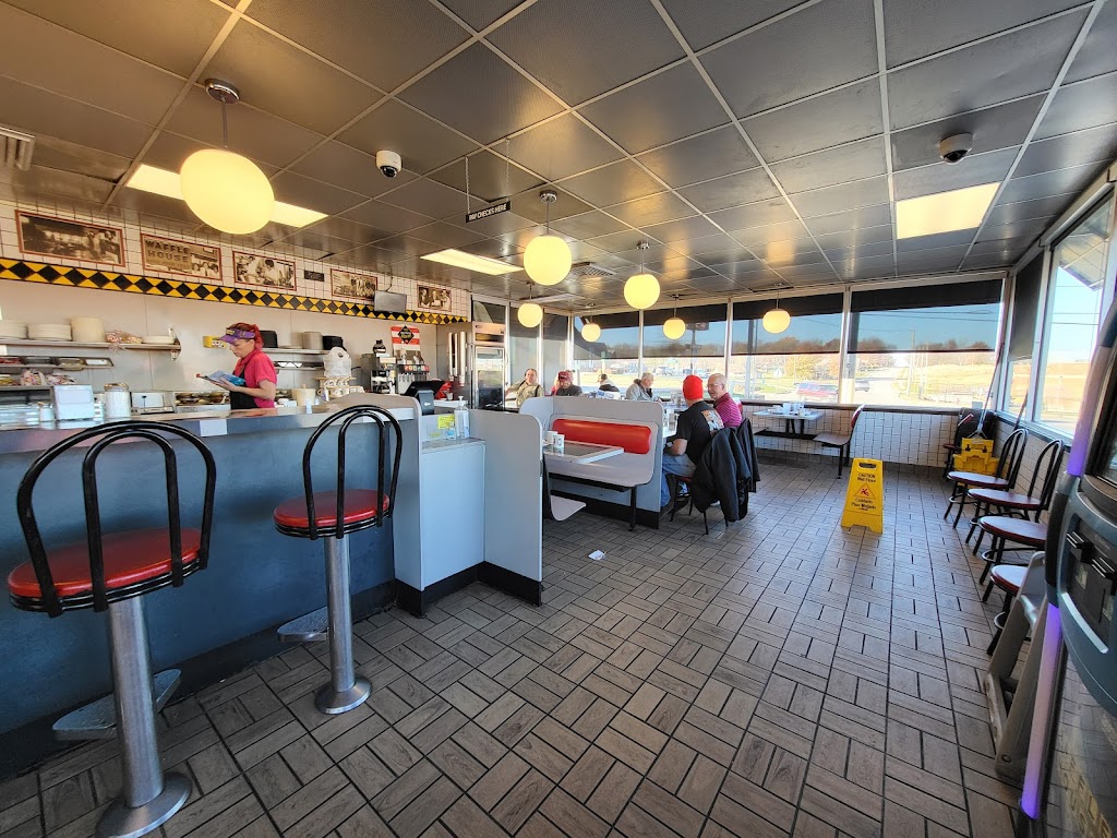 Waffle House #1323 | 451 S Broadway, Oak Grove, MO 64075, USA | Phone: (816) 690-3060