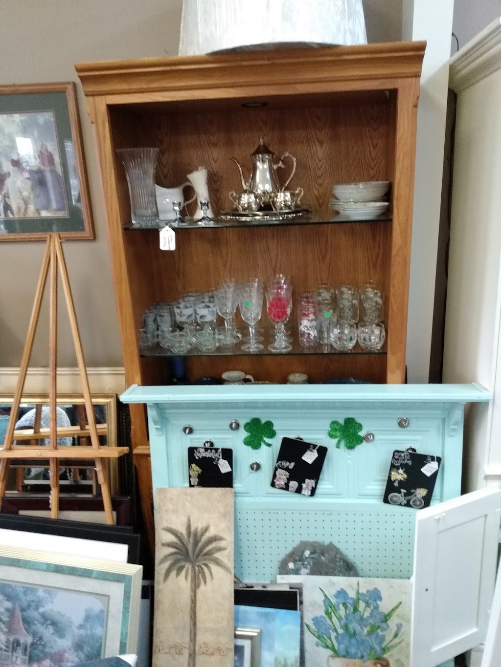 One of a Kind Crafts, Collectibles, and Furniture | 786 McCool Rd Suite 5, Valparaiso, IN 46385, USA | Phone: (219) 741-5070