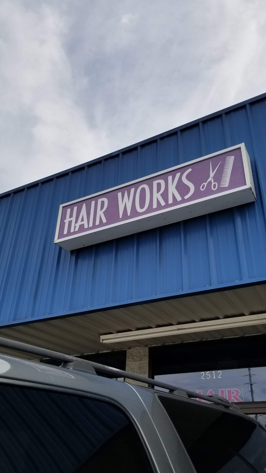 Hair Works | 2512 Hospitality Dr, Columbia, TN 38401, USA | Phone: (931) 486-1796