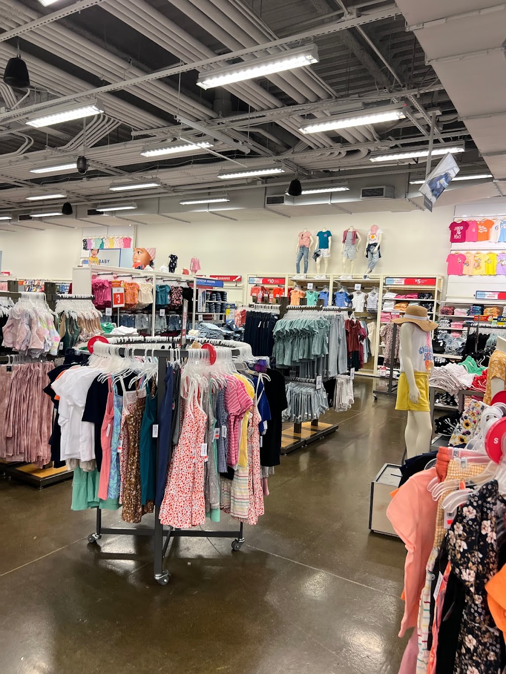 Old Navy | 6587 Las Vegas Blvd S 8-169, Building M, Las Vegas, NV 89119, USA | Phone: (702) 361-7479