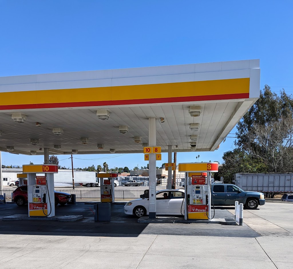 Shell | 936 E Mission Rd, Fallbrook, CA 92028, USA | Phone: (760) 731-6480