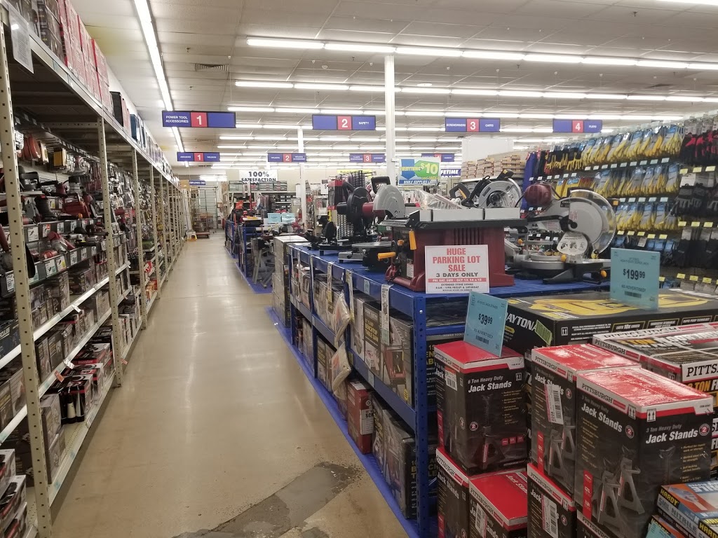 Harbor Freight Tools | 2658 Peters Creek Pkwy, Winston-Salem, NC 27127, USA | Phone: (336) 771-2323