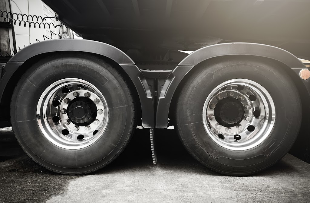 Wheel Deals - Truck and Tire Repair | 904 Pulaski Hwy, Joppatowne, MD 21085, USA | Phone: (443) 877-0477