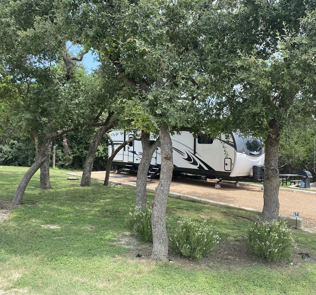 Henly RV Park | 710 Henly Loop, Dripping Springs, TX 78620, USA | Phone: (512) 660-1273