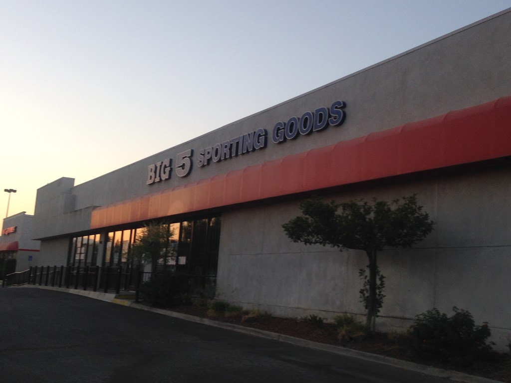 Big 5 Sporting Goods - Bakersfield | 3203 Mall View Rd, Bakersfield, CA 93306, USA | Phone: (661) 872-4947