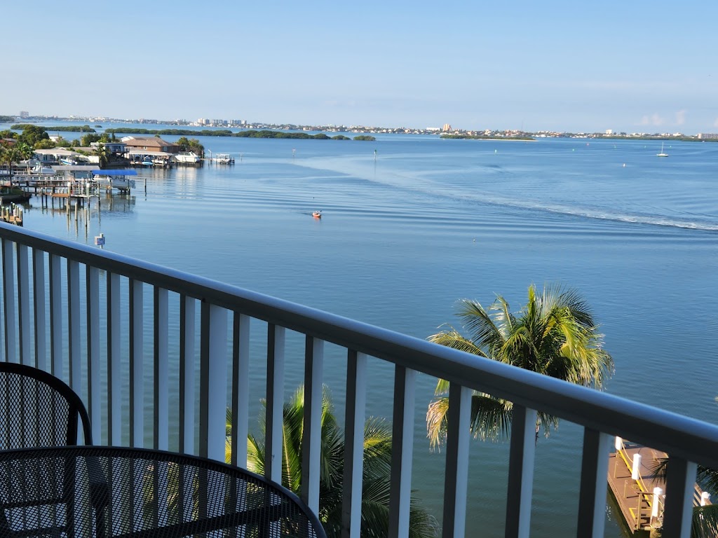 Boca Ciega Resort | 8800 Bay Pines Blvd, St. Petersburg, FL 33709, USA | Phone: (727) 209-3300