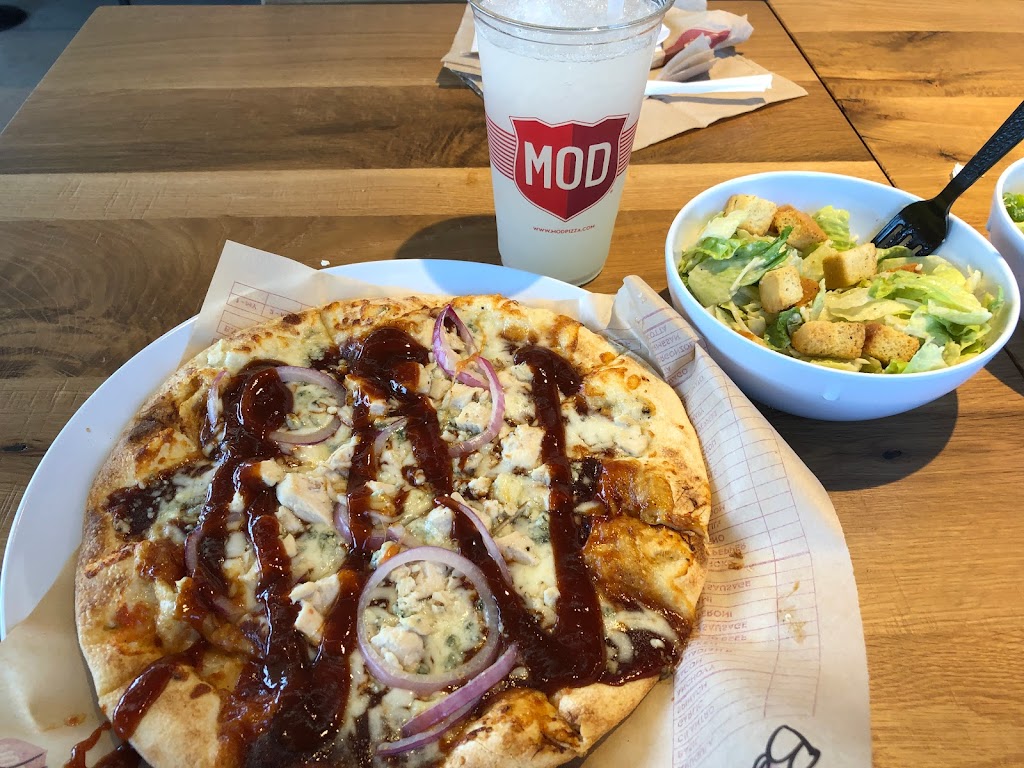 MOD Pizza | 1675 E Broad St Suite 109, Mansfield, TX 76063, USA | Phone: (682) 341-0506