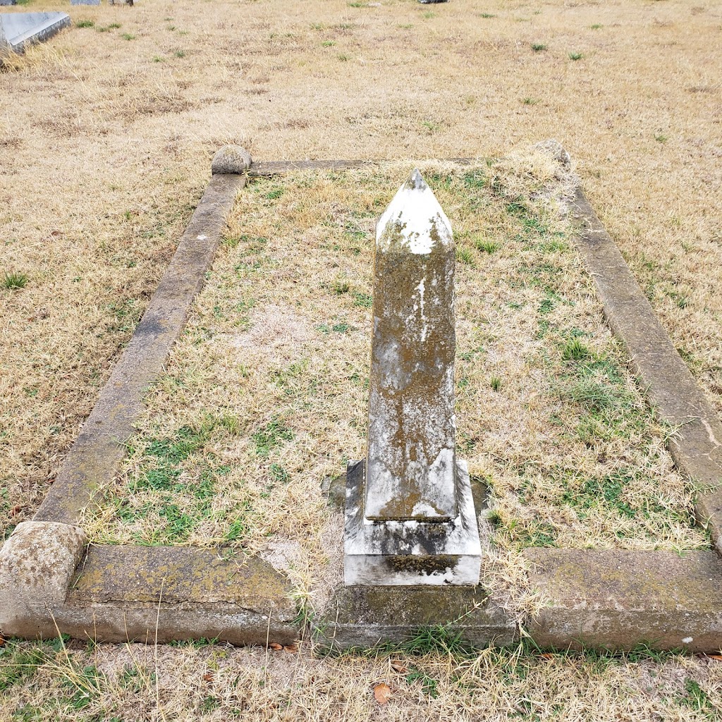 Jackson Cemetery | Krum, TX 76249, USA | Phone: (817) 658-3433