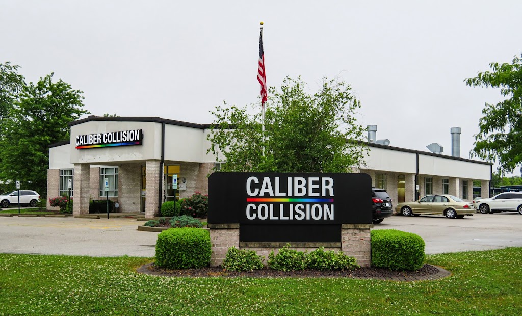 Caliber Collision | 28 Kettle River Dr, Glen Carbon, IL 62034, USA | Phone: (618) 656-0522