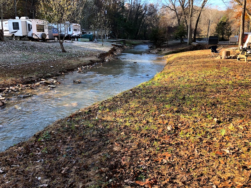 Sunset Park Campground | 1070 Sunset Park Rd, Walnut Cove, NC 27052, USA | Phone: (336) 593-2992