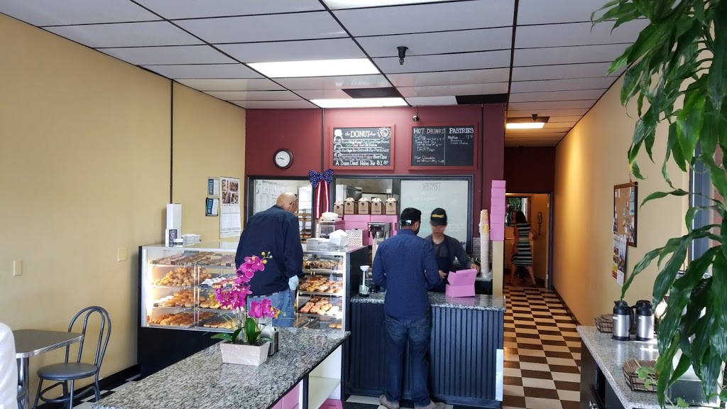 The Donut Shop | 8651 Elk Grove Blvd, Elk Grove, CA 95624, USA | Phone: (916) 896-0493