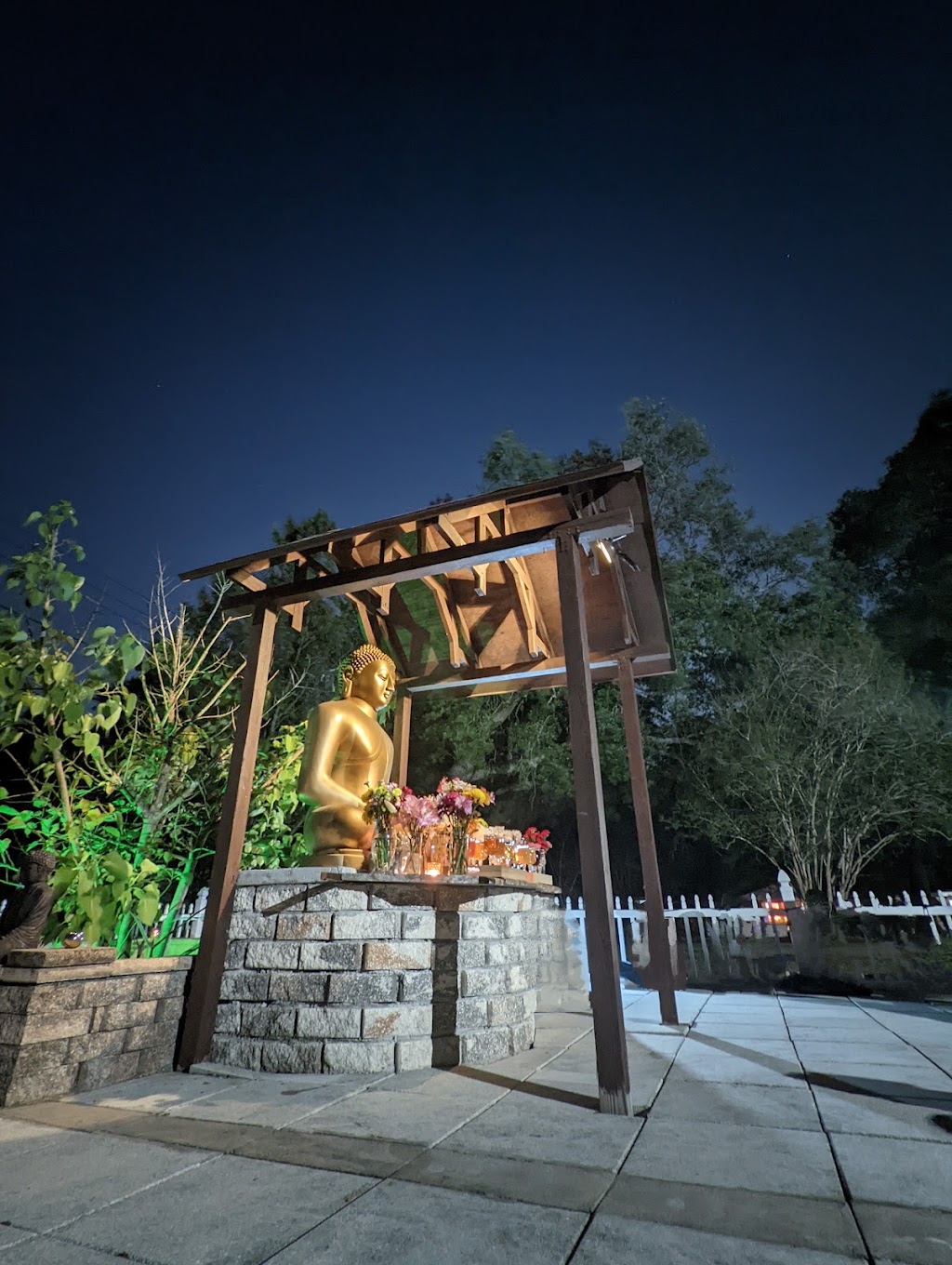 Mahamevnawa Meditation Monastery FL | 11727 N Ola Ave, Tampa, FL 33612, USA | Phone: (813) 279-8012