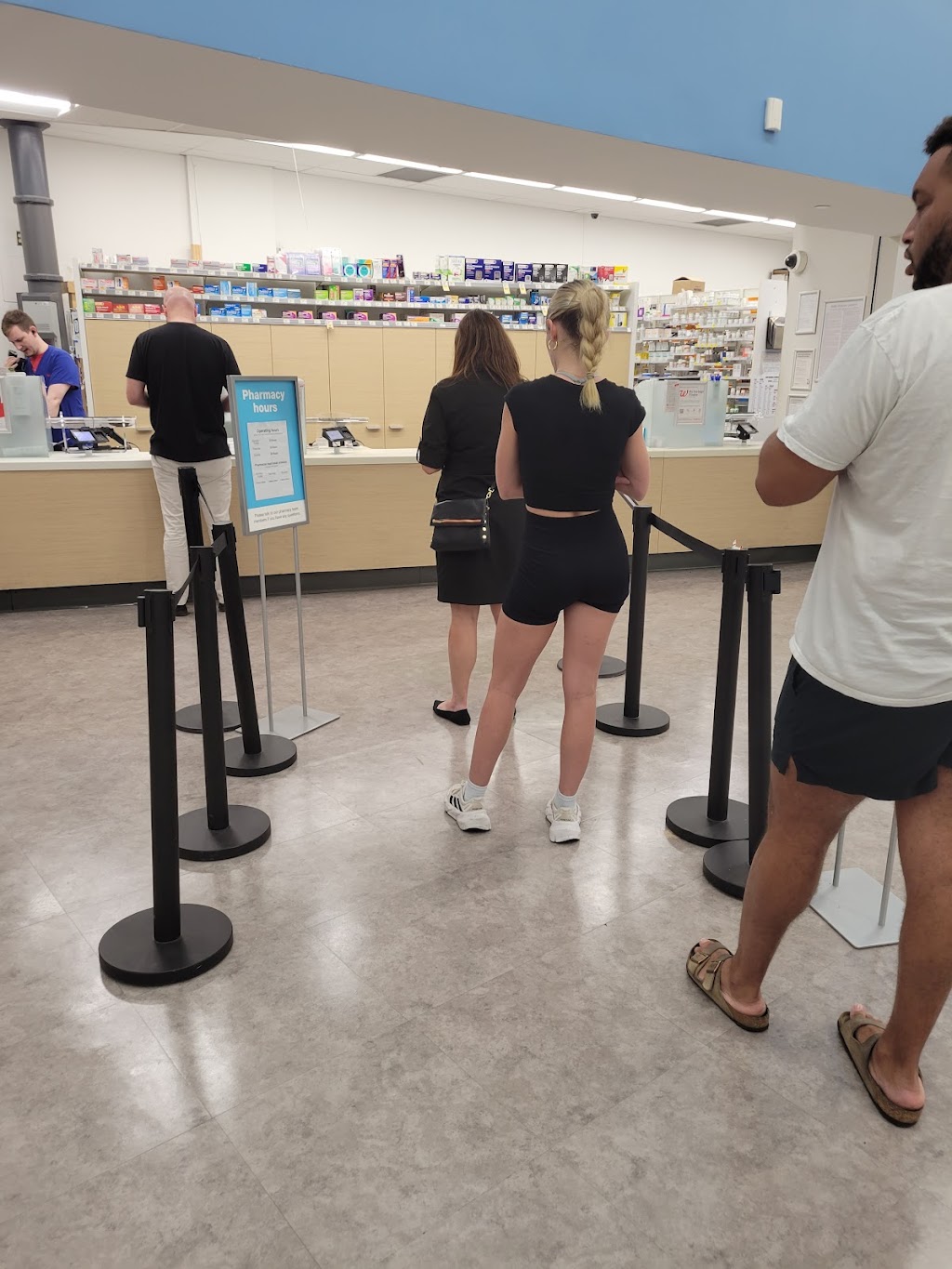 Walgreens Pharmacy | 3418 McKinney Ave, Dallas, TX 75204, USA | Phone: (214) 922-9283